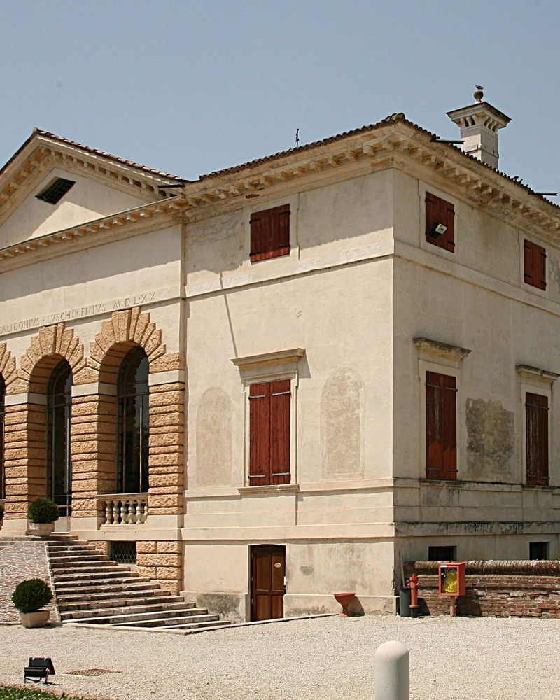 Villa Caldogno, opera del Palladio (patrimonio UNESCO) nel comune di Caldogno