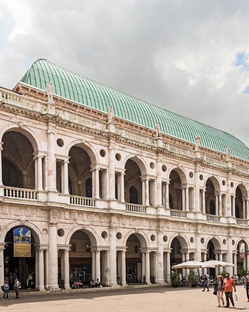 Basilica Palladiana e Piazza dei Signori a Vicenza